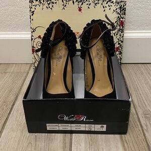 Wild Rose Black Heels with Floral Detail